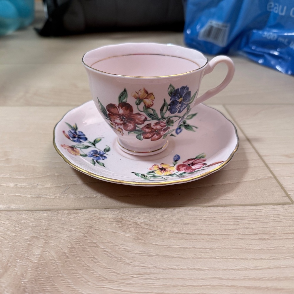 Colclough china tea cup and saucer set